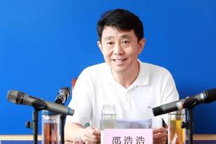 阿诺德：踢中场对我而言是一个挑战，球队逐渐适应了新战术体系